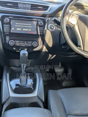 Nissan X-Trail 2015 Red