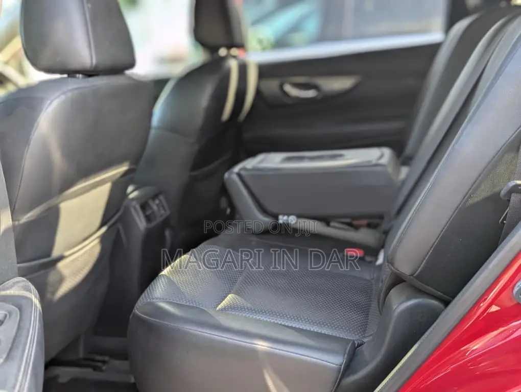 Nissan X-Trail 2015 Red