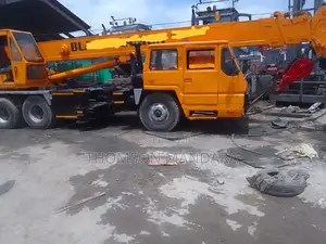 Mobile Truck Crane 25tons 4sale