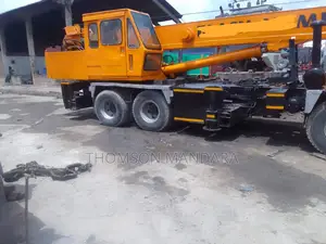 Mobile Truck Crane 25tons 4sale