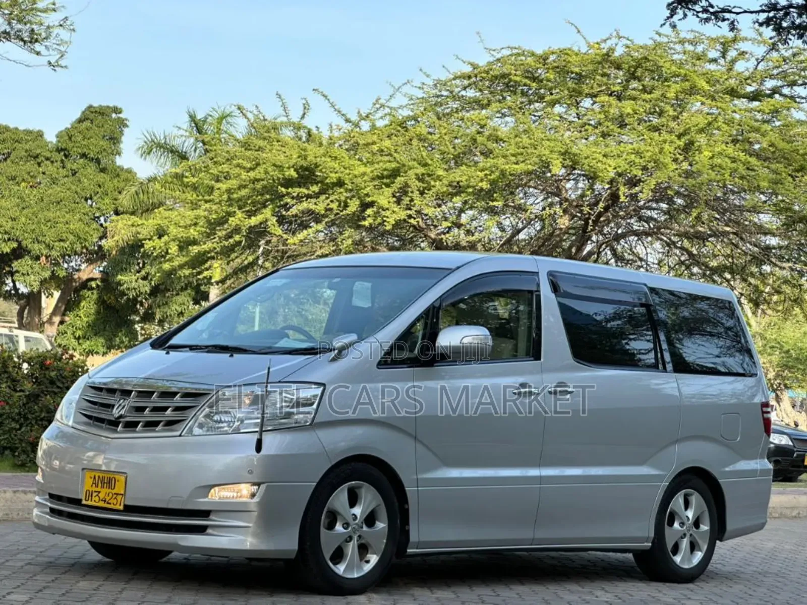Toyota Alphard 2007 Silver