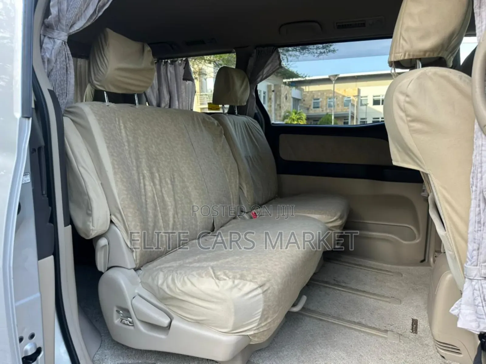 Toyota Alphard 2007 Silver