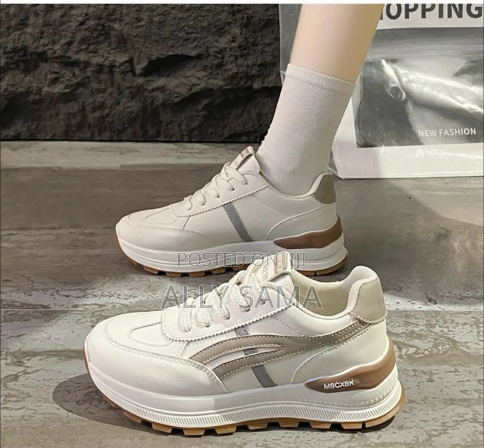 Women's Sneakers MSCXBK Brand Material Leather