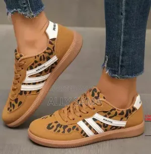 Women's Sneakers Working Material Leather