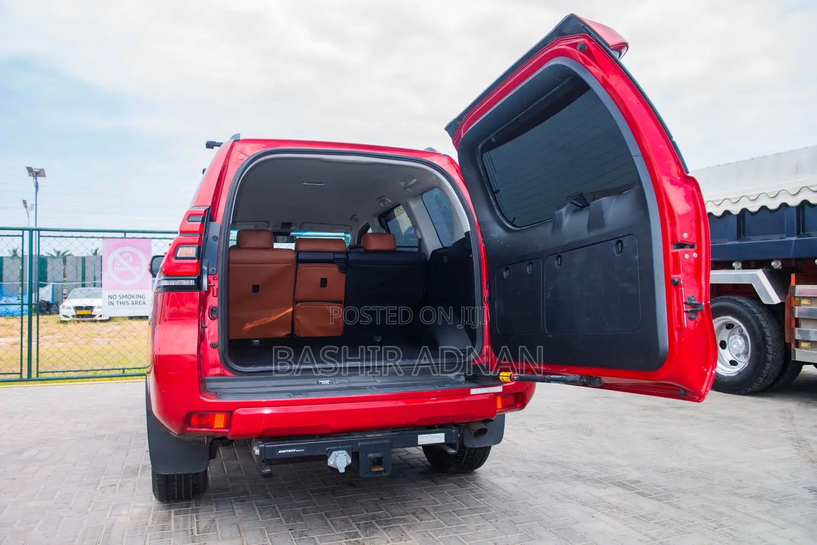 Toyota Land Cruiser Prado 2.8 2020 Red
