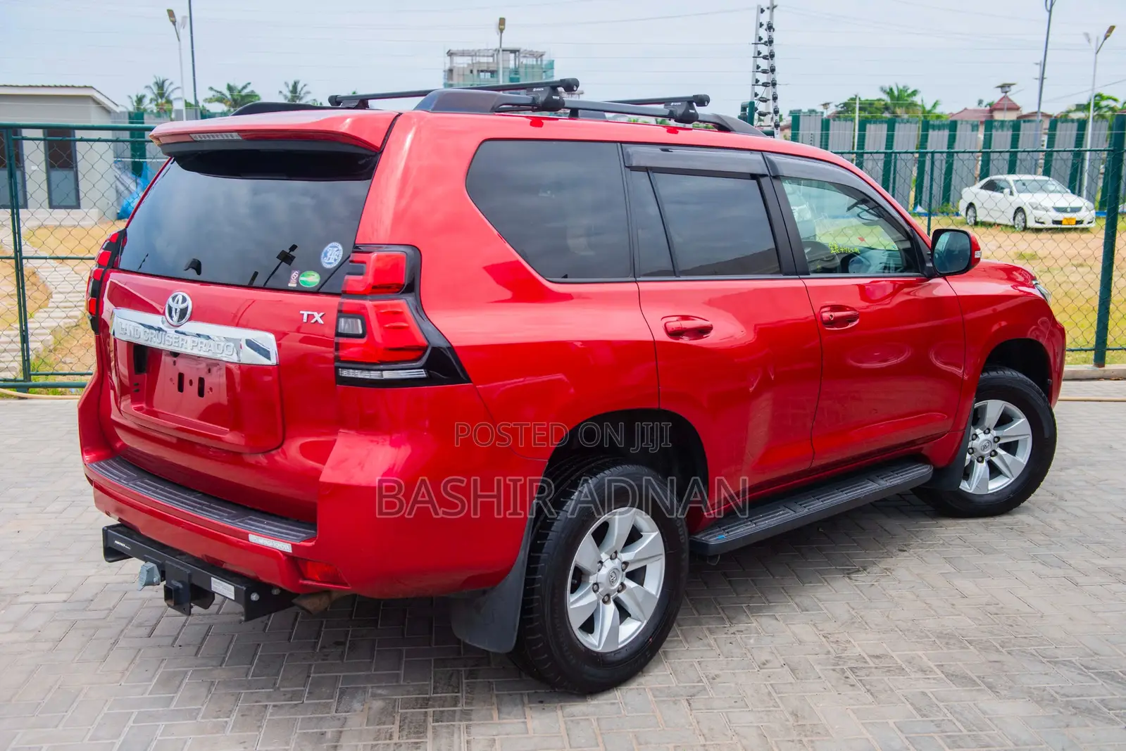 Toyota Land Cruiser Prado 2.8 2020 Red