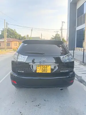 Toyota Harrier 2004 Black