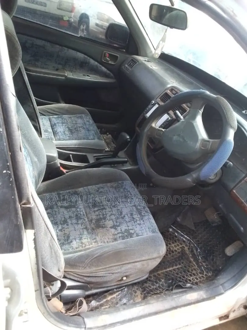 Toyota Corona Premio 1998 White