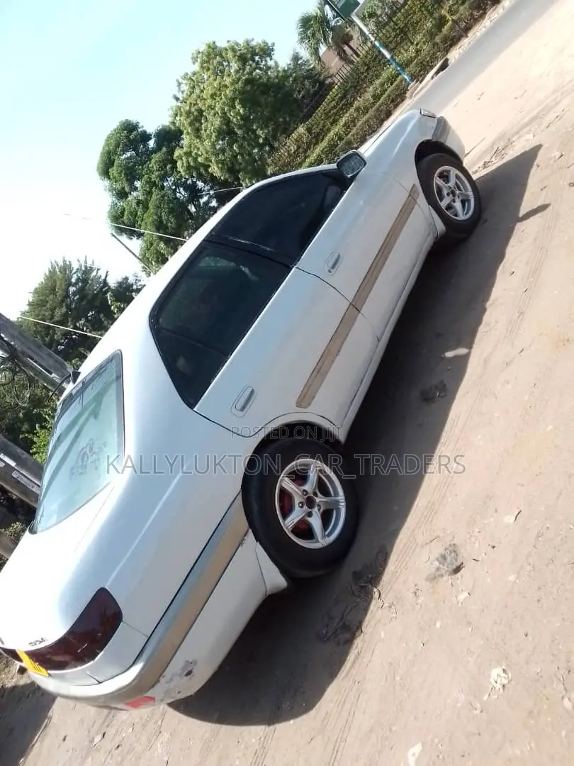 Toyota Corona Premio 1998 White