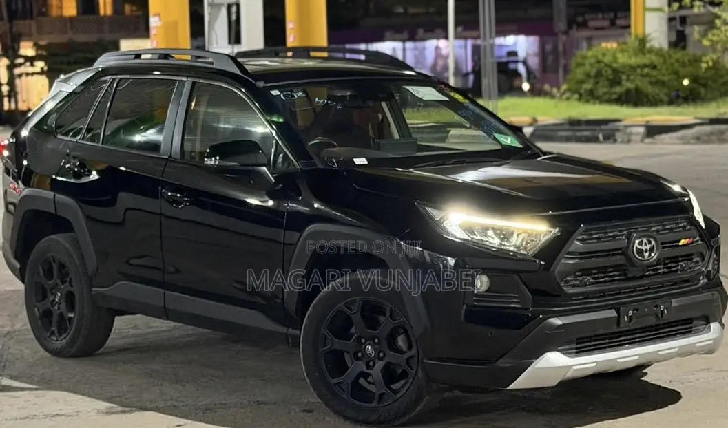 Toyota RAV4 2020 Matt Black