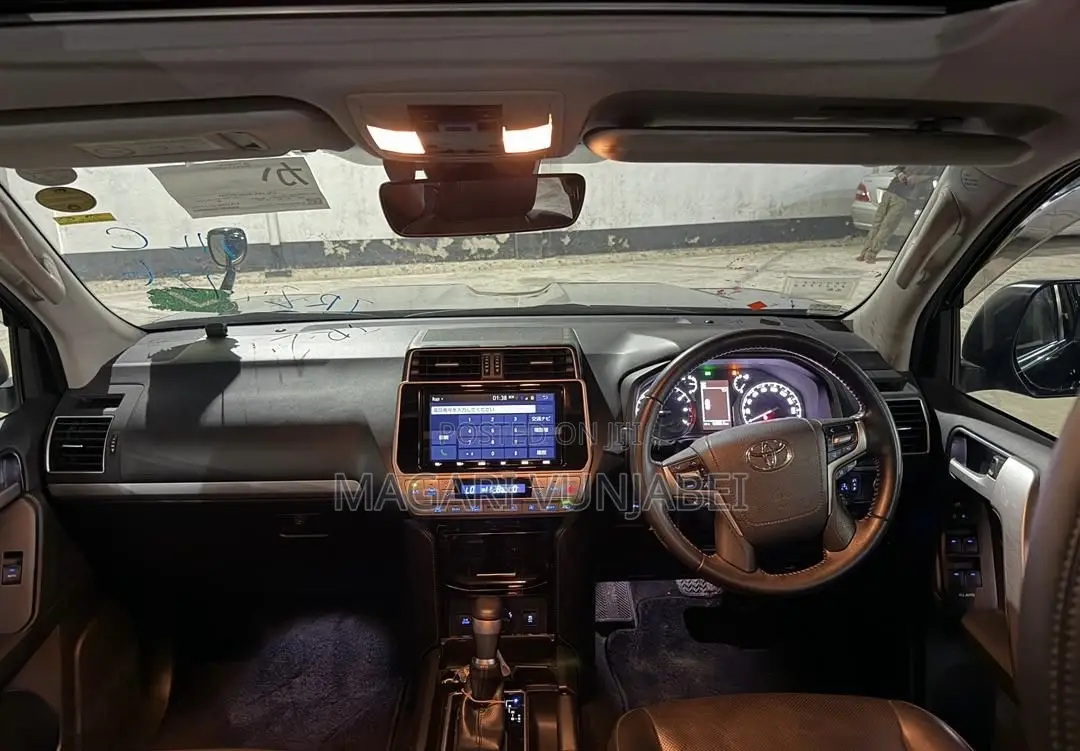 Toyota Land Cruiser 2021 Matt Black