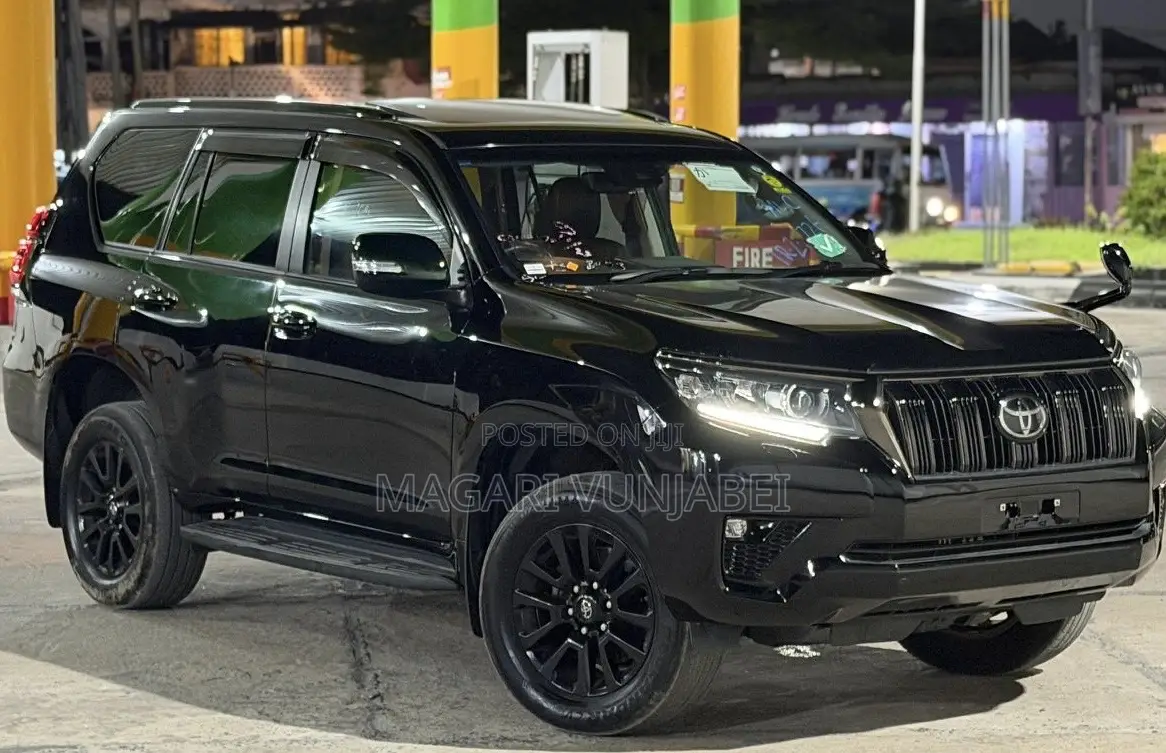 Toyota Land Cruiser 2021 Matt Black