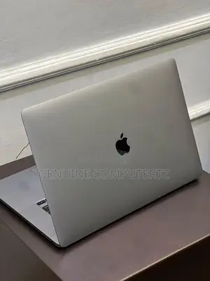 Laptop Apple MacBook Pro 2019 32GB Intel Core I7 SSD 512GB