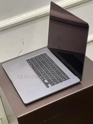Laptop Apple MacBook Pro 2019 32GB Intel Core I7 SSD 512GB