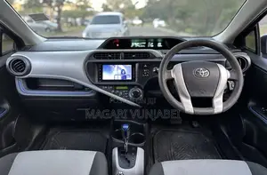 Toyota Aqua 2013 Blue