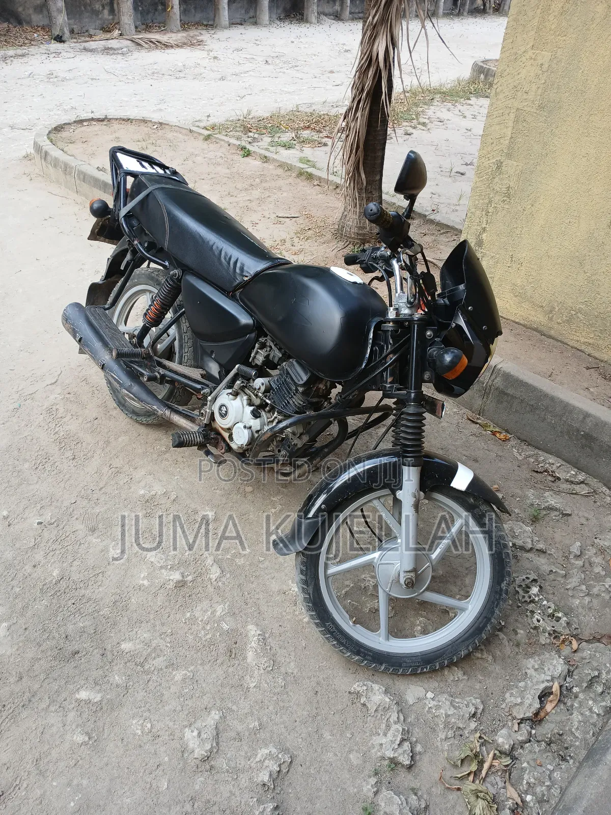 Bajaj Boxer 125 2021 Black