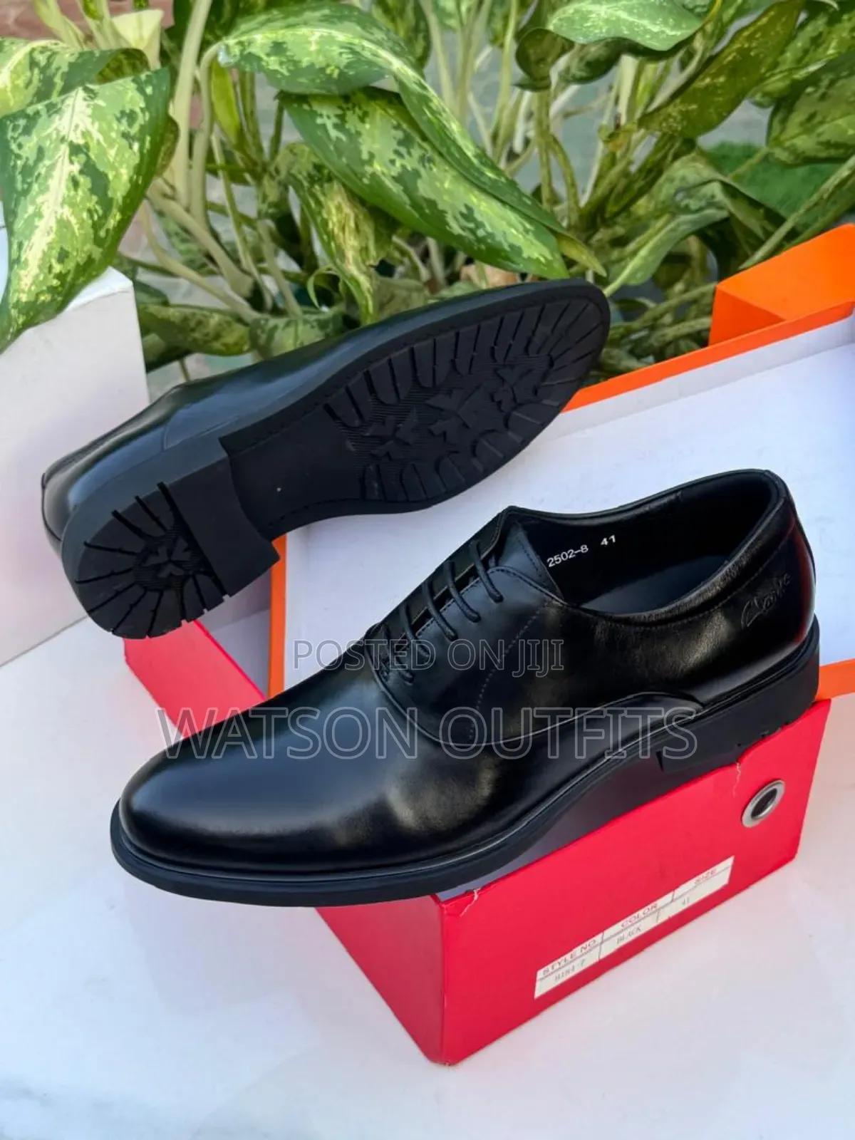 Men's Leather Shoes Uniquely Very Clarks