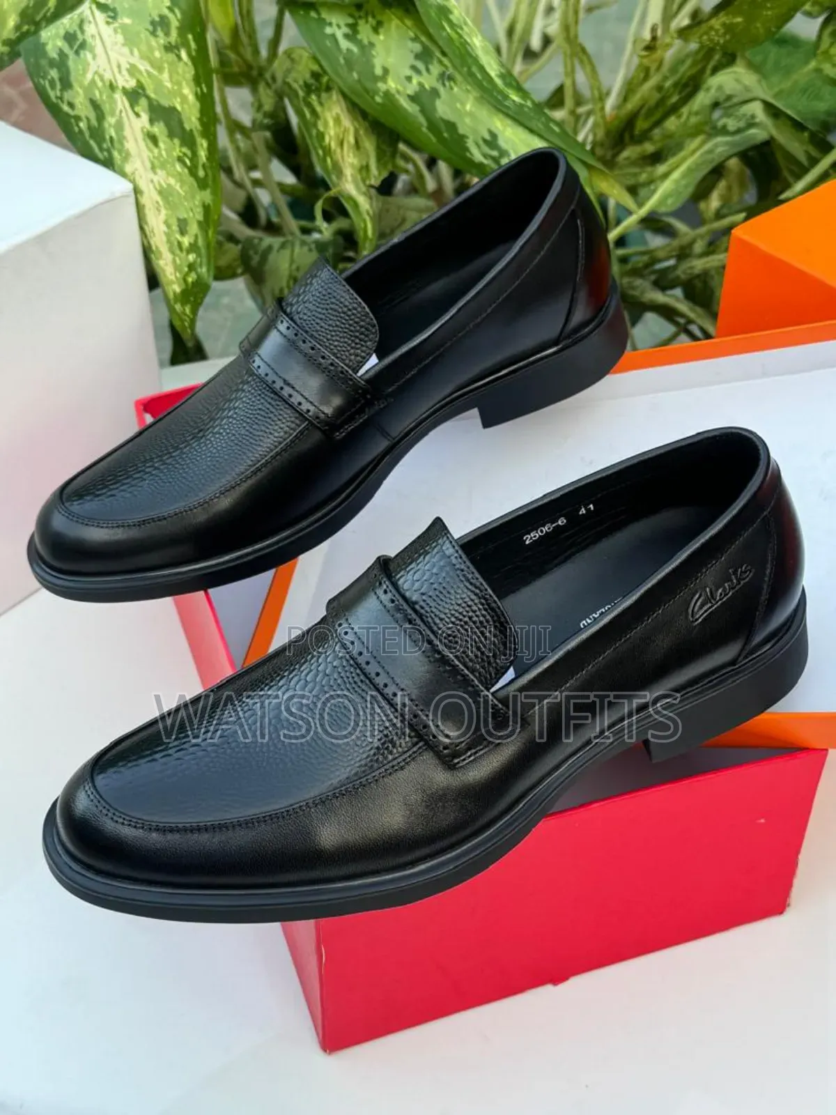 Men's Leather Shoes Uniquely Very Clarks