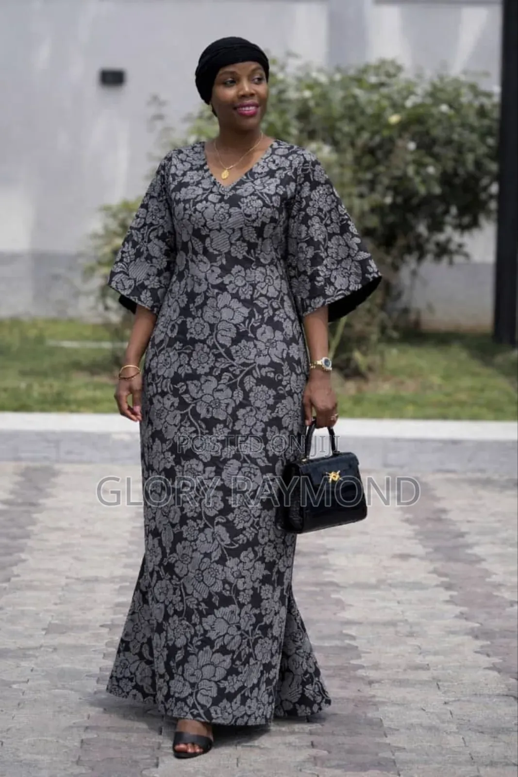 A Very Beautful Dress
