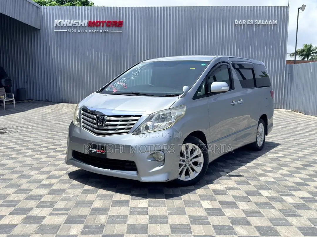 Toyota Alphard 2.4 Petrol AWD 2009 Silver