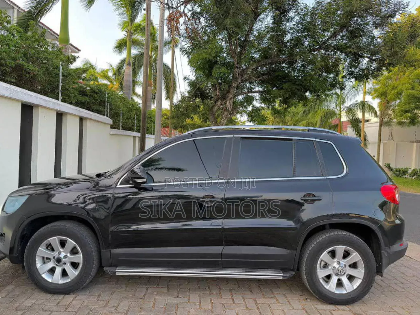 Volkswagen Tiguan 2.0 S 2009 Black