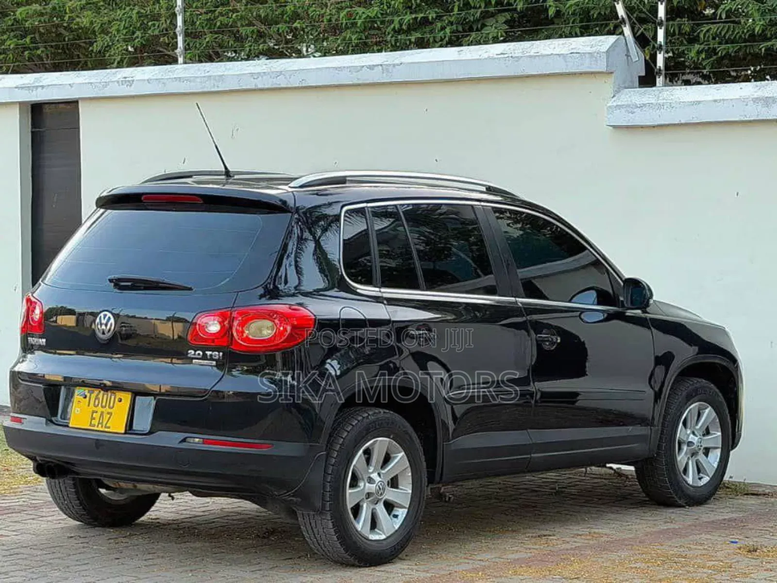 Volkswagen Tiguan 2.0 S 2009 Black
