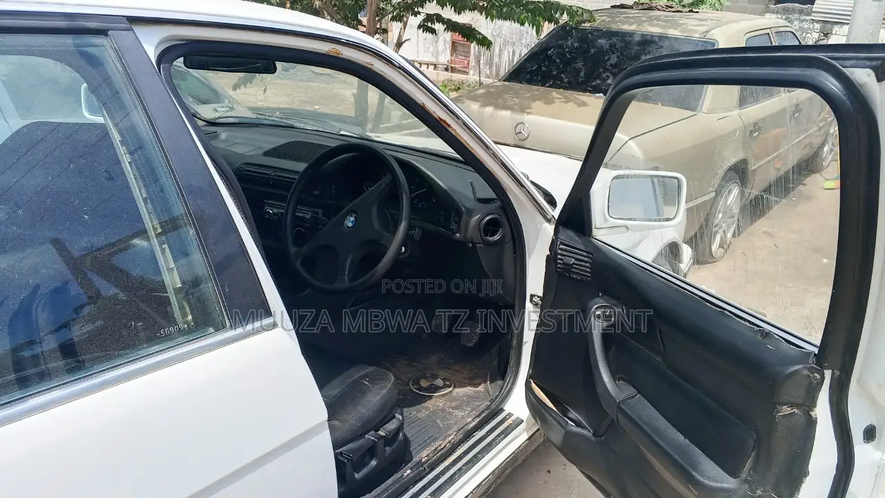 BMW 5 Series 1992 White