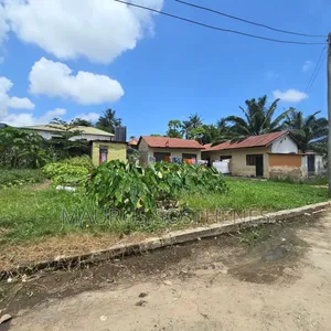 700sqm Plot for Sale TSH 250 Millions at Mbezi Beach, Dar Es Salaam