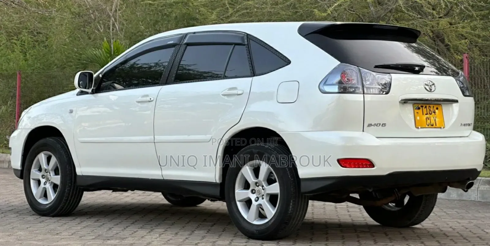 Toyota Harrier 2005 White