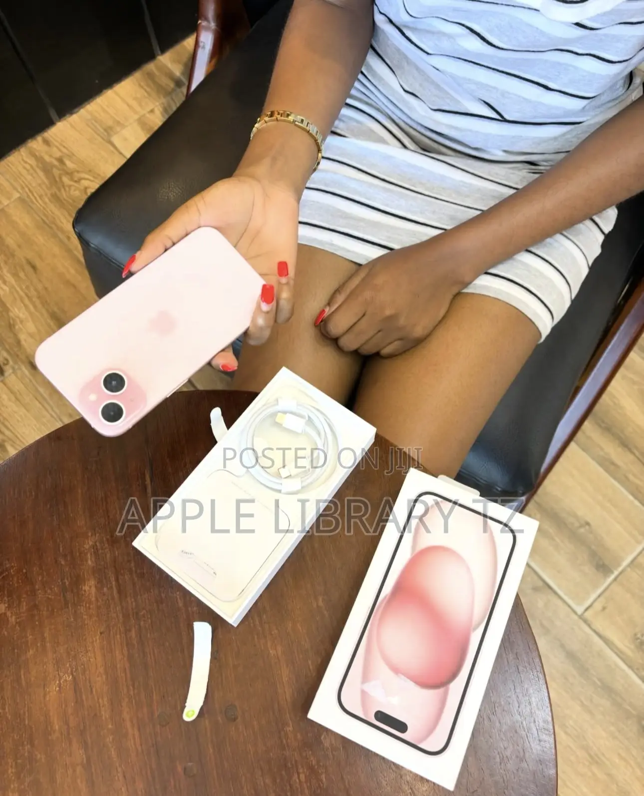 New Apple iPhone 15 128 GB Pink