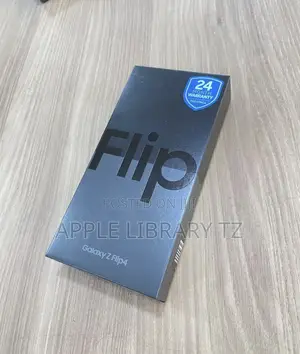 New Samsung Galaxy Z Flip4 256 GB Black