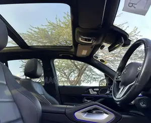 Mercedes-Benz GLE-Class 2020 Off white