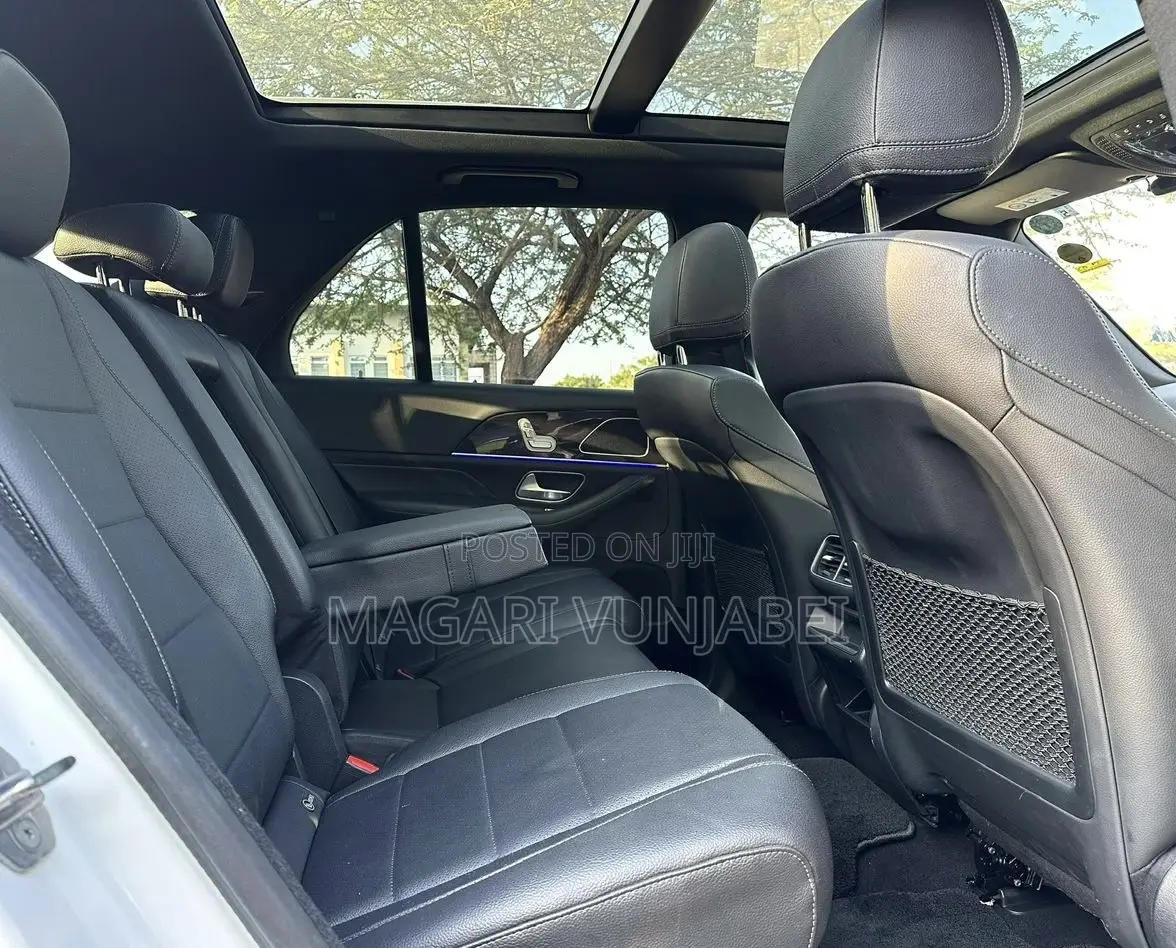 Mercedes-Benz GLE-Class 2020 Off white