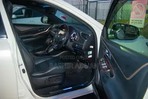 Toyota Harrier 2.0 2015 Pearl