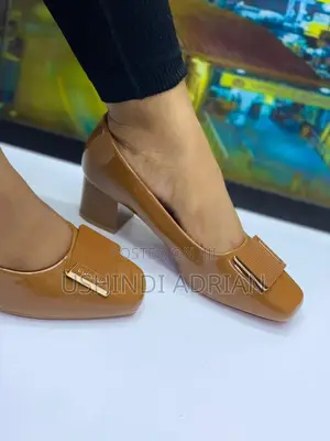 Viatu Vya Kike Brand New - Bei Rahisi