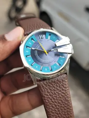 Diesel Master Chief Dz1399 Watch, a Brown Leather Strap and Blue Dial