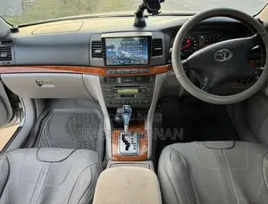 Toyota Mark II 2.0 RWD 2004 White