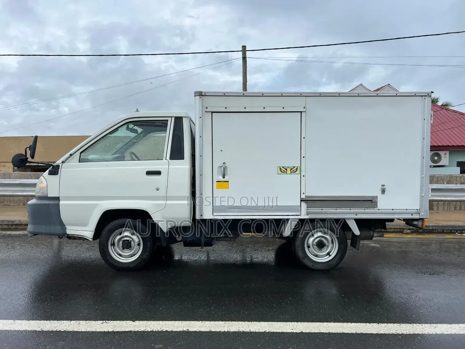 Toyota Townace Refrigerator