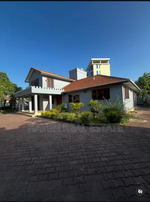 4bdrm House in Ada Estate for rent