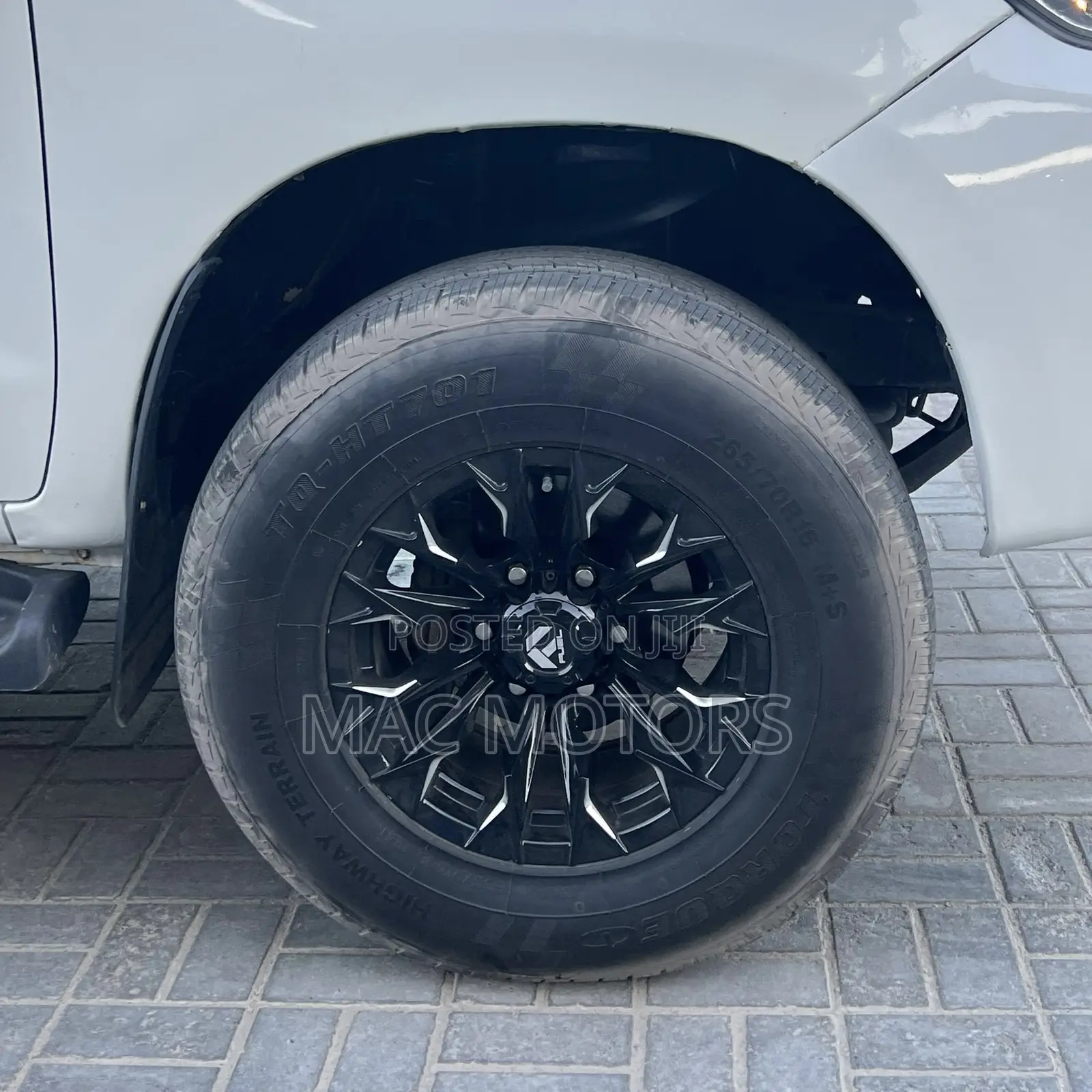 Toyota Hilux 2015 White