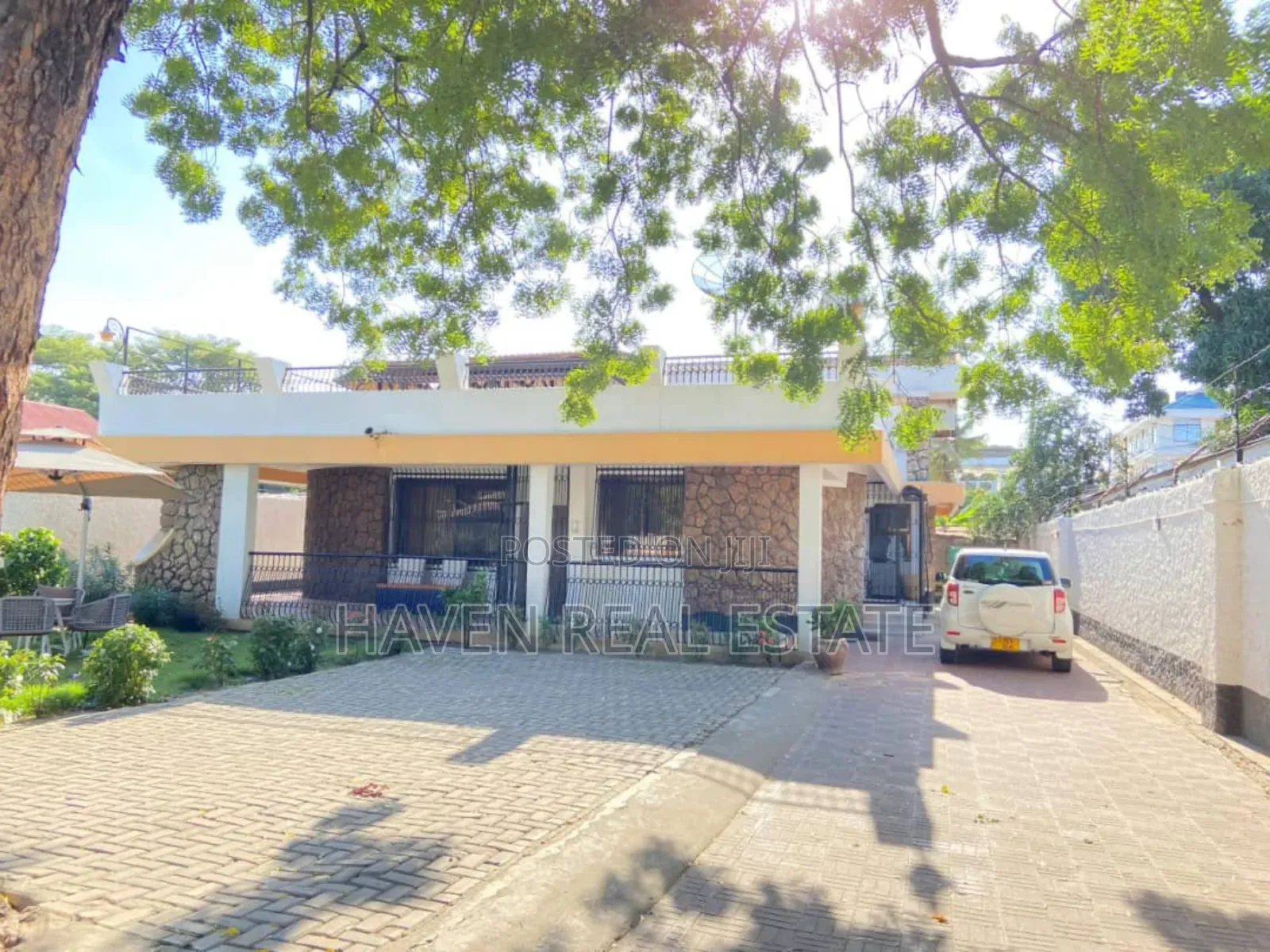 Furnished 4bdrm House in Ada Estate for rent