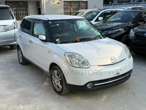 Mazda Verisa 2009 White