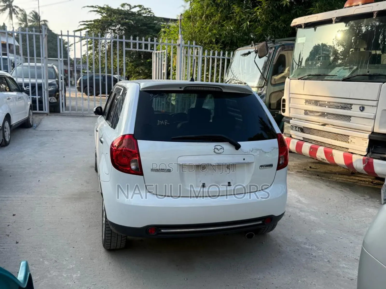 Mazda Verisa 2009 White