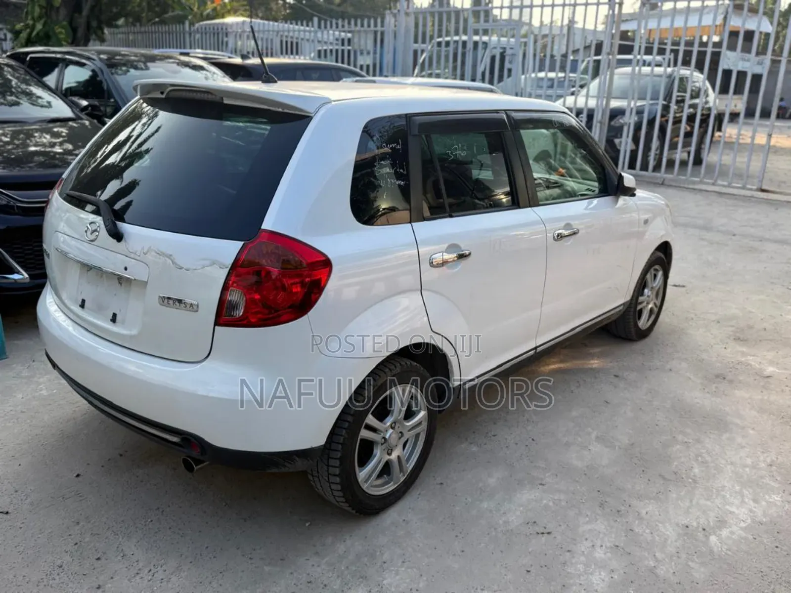 Mazda Verisa 2009 White