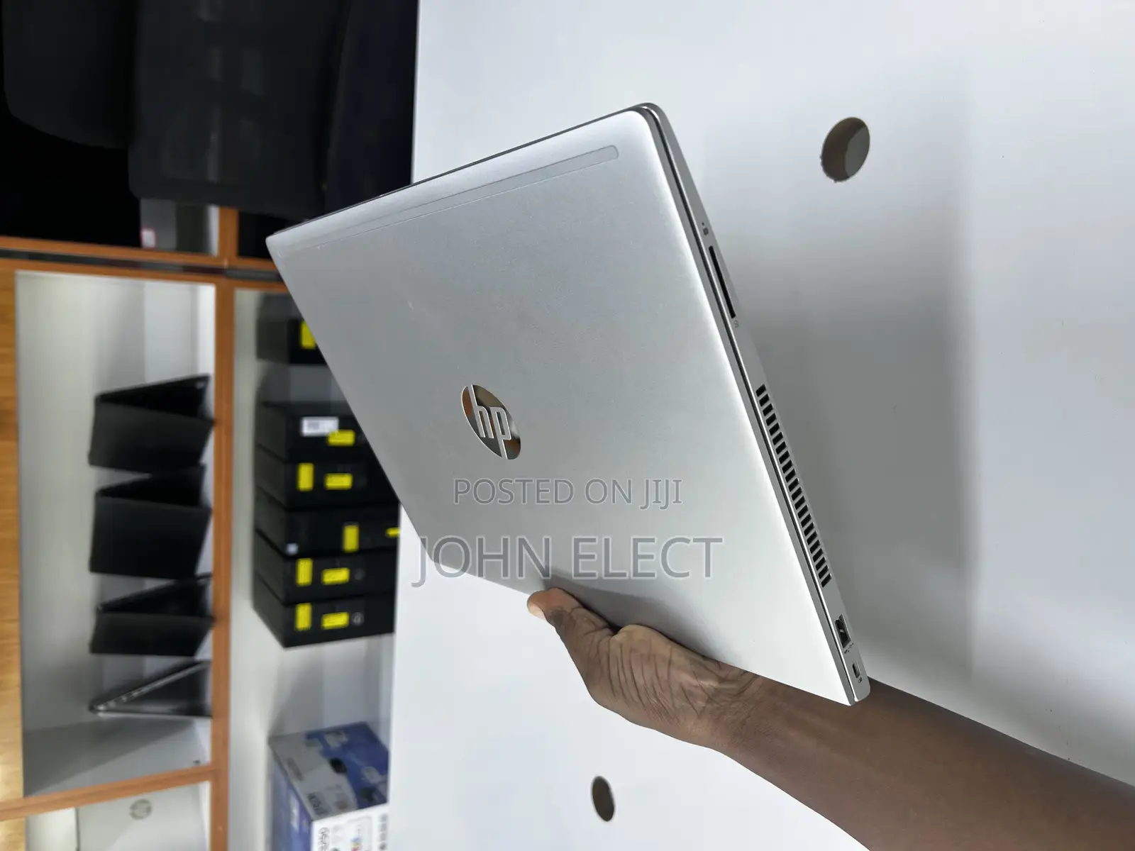 New Laptop HP MT21 8GB Intel SSD 256GB
