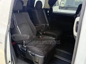 Toyota Vellfire 2009 White
