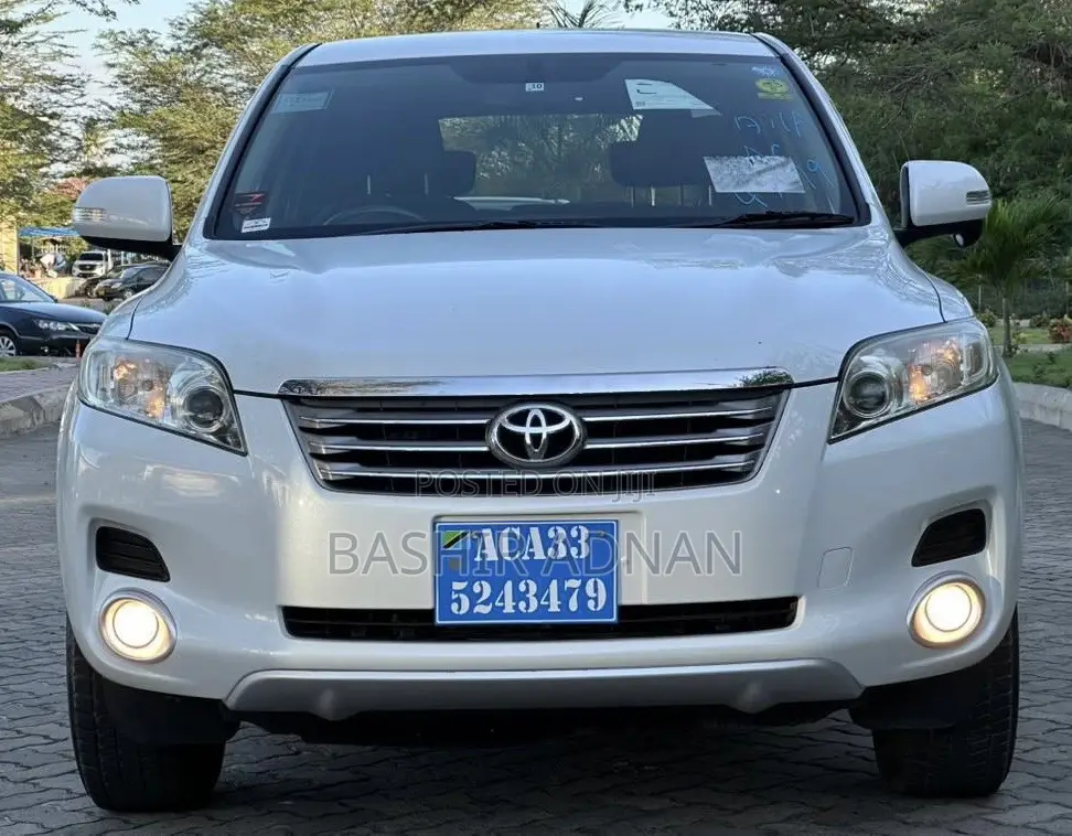 Toyota Vanguard 2009 Off white