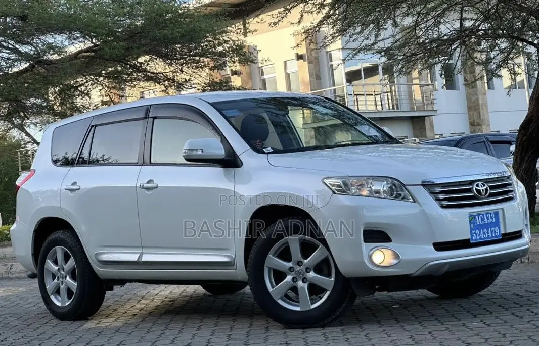 Toyota Vanguard 2009 Off white