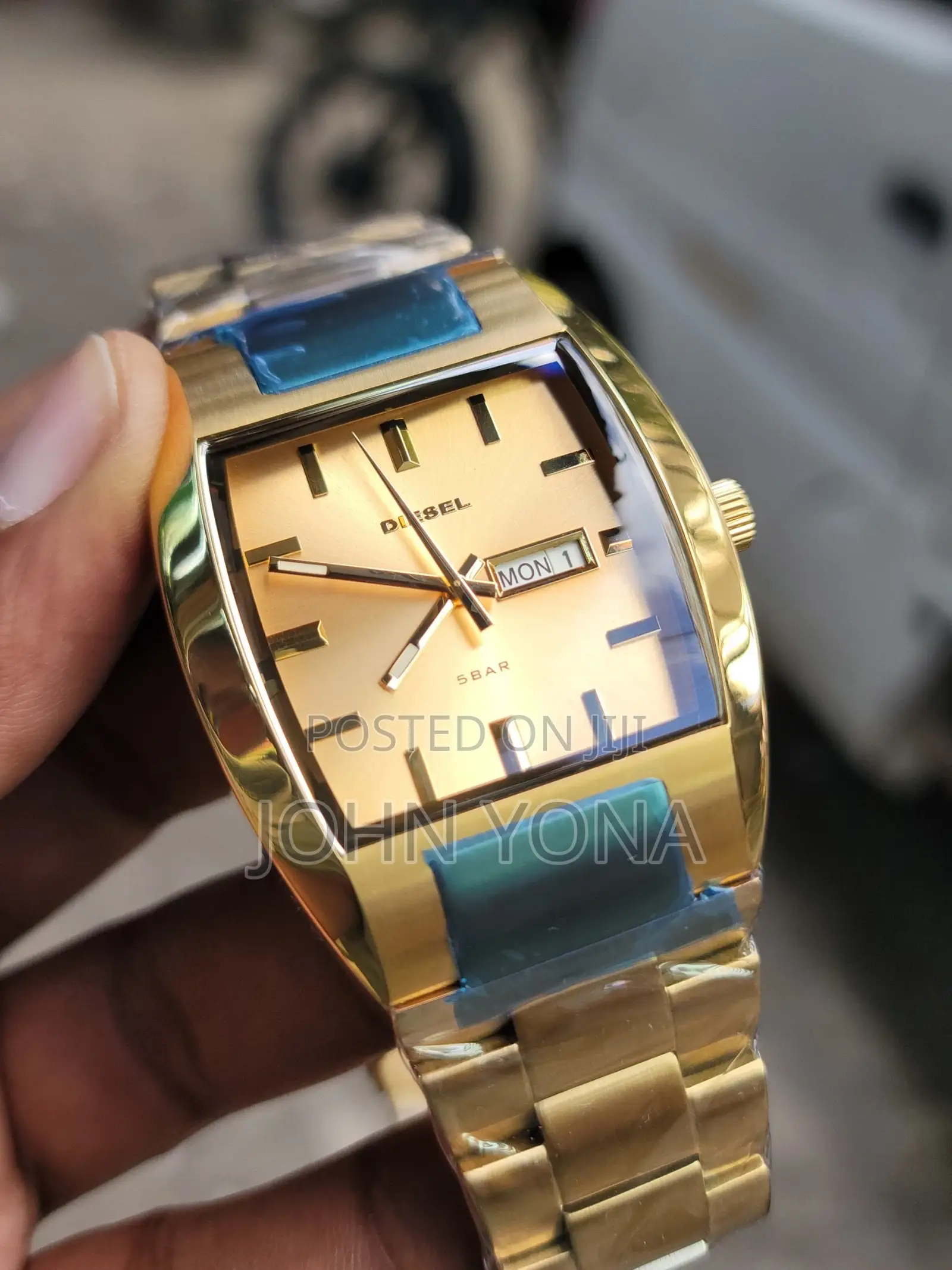 Diesel 2.0 Men's Watch in a Gold-Tone Stainless Steel Finish