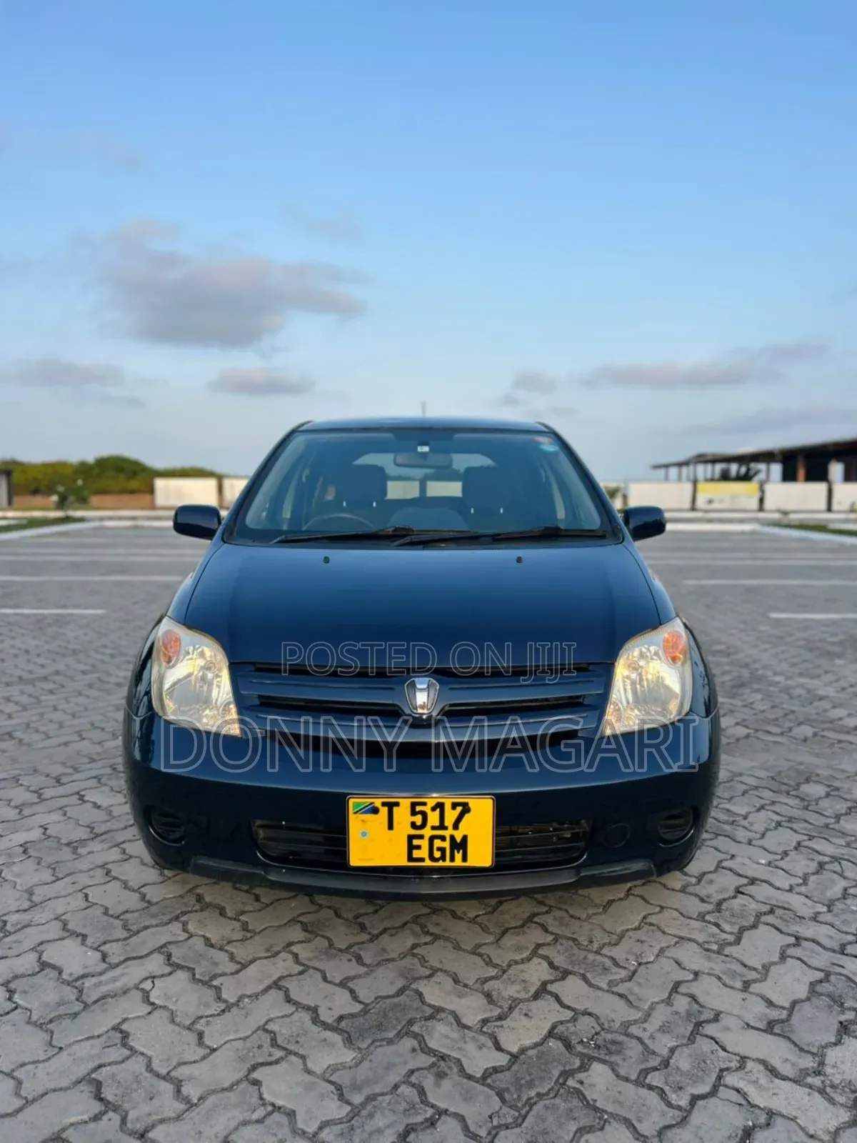 Toyota IST 2004 Blue